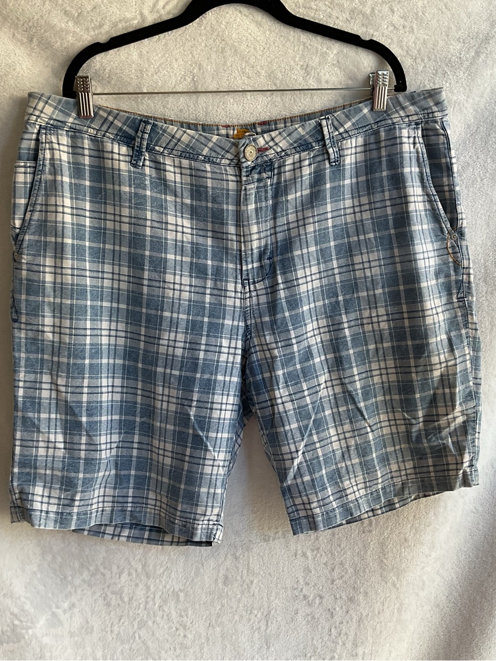 Tommy Bahama Mens Shorts Size 40 Blue Plaid Check Lightweight Cotton Casual